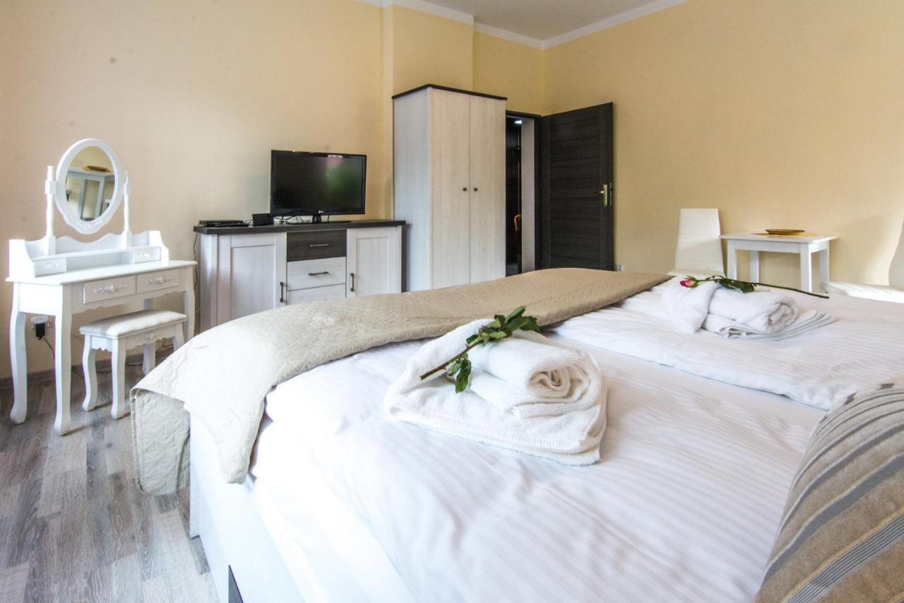Apartamenty Izerskie - Ul. Wczasowa 8 Świeradów-Zdrój المظهر الخارجي الصورة